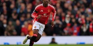 内维尔：若曼联无法保证梅努的场上位置，会有顶级球队想签下他