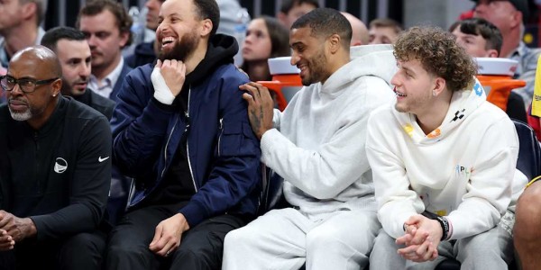 若自由市场遇挫，勇士或迎“荒诞重聚”：用交易特例签回乌布雷