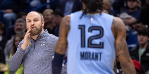 足球-14战12胜冲至西部第二 灰熊正成为NBA的一朵奇葩