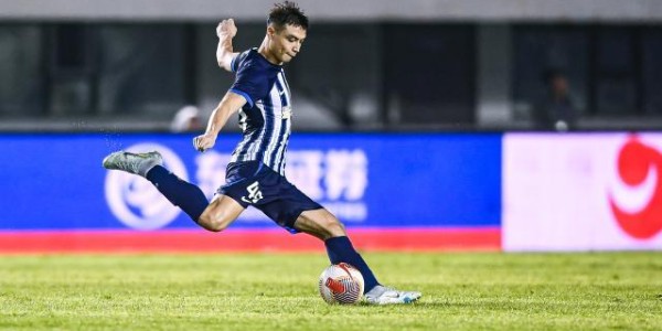 fifa club world cup-海港苦追数月制造冬窗压哨标王 吾米提江昨夜抵沪