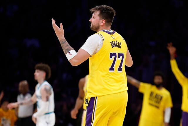 1740032782118069432.jpg 2.jpg